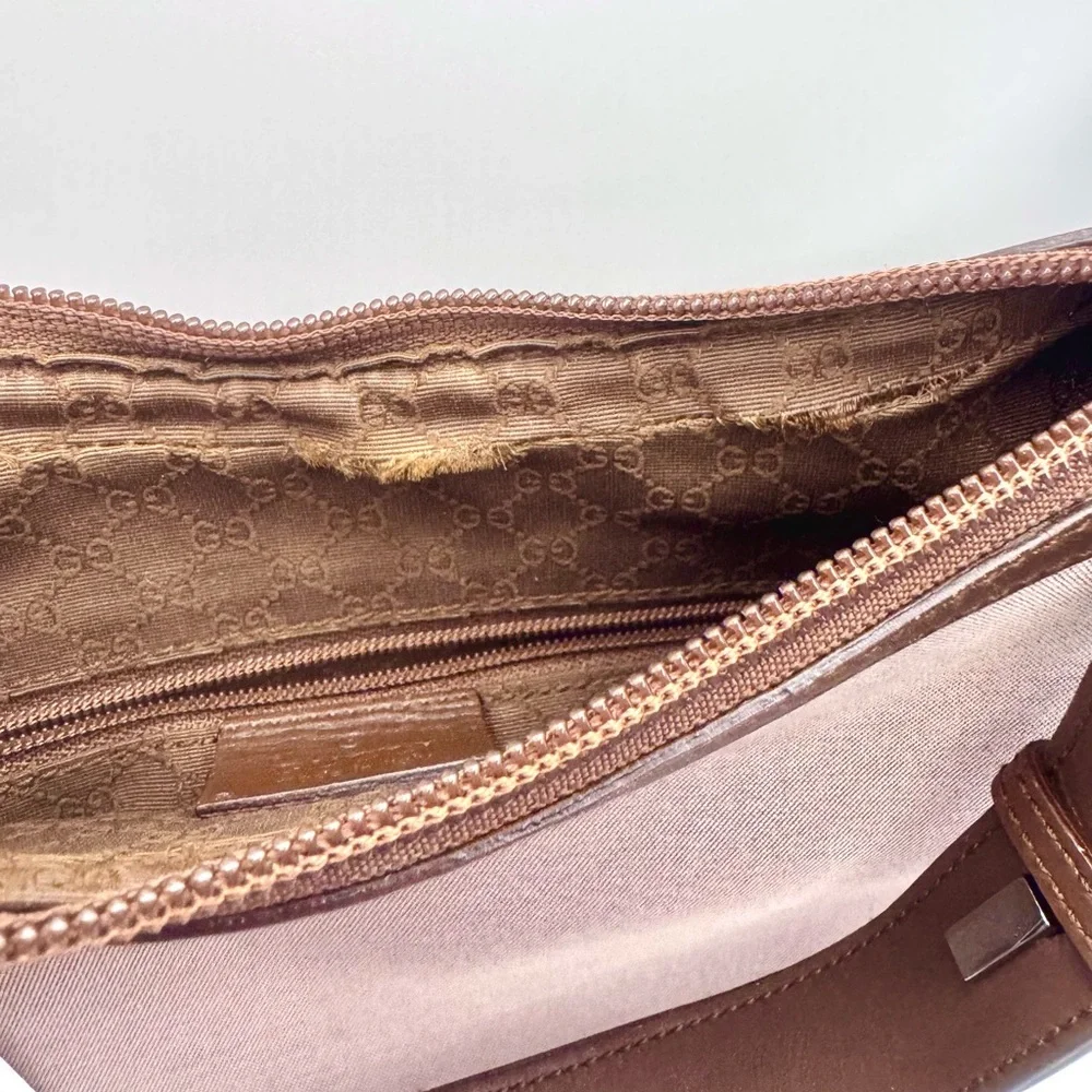 Gucci Preloved Canvas Shoulder Bag 100% AUTHENTIC! FREE Shipping!! - Picture 10 of 16